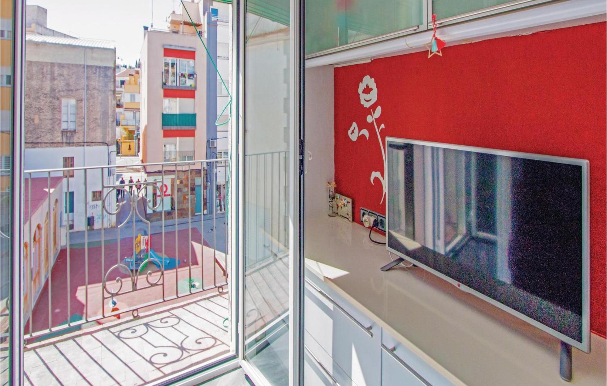 2 Bedroom Cozy Apartment In Blanes Εξωτερικό φωτογραφία